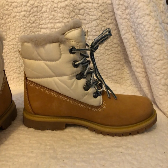 Timberland Women’s Premium 6 IN Wheat Warm Lined Puffer Waterproof Boot Size 6 M - Picture 5 of 11